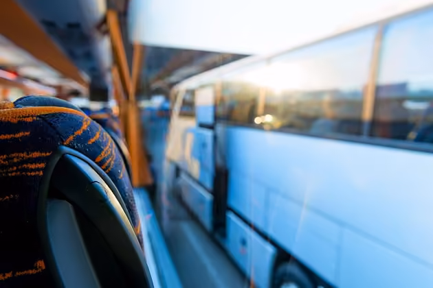 complete guide to charter bus manufacturers