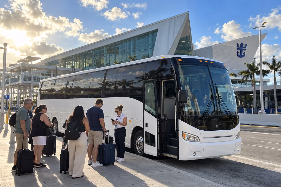 Cruise port and airport bus transfers from Miami Beach