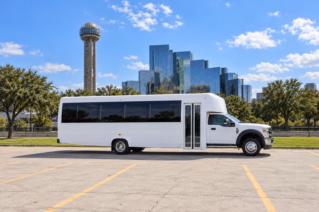 Dallas 30 passenger party bus rental exterior
