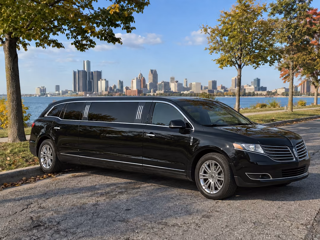 Detroit Lincoln MKT limo rental exterior