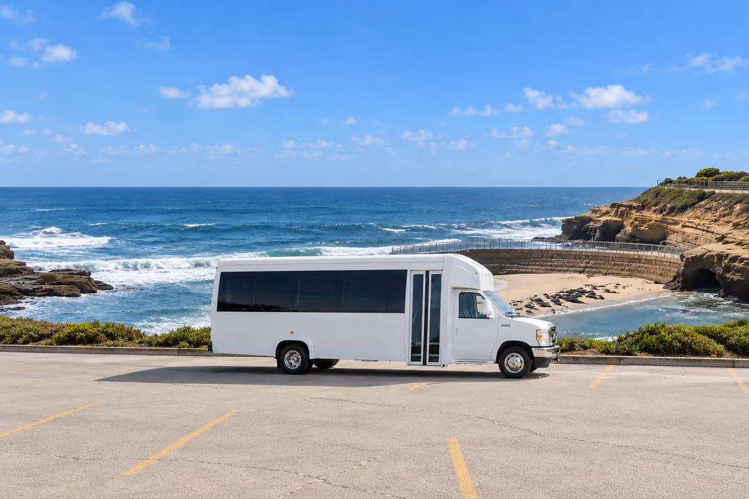 La Jolla 15 passenger party bus rental exterior