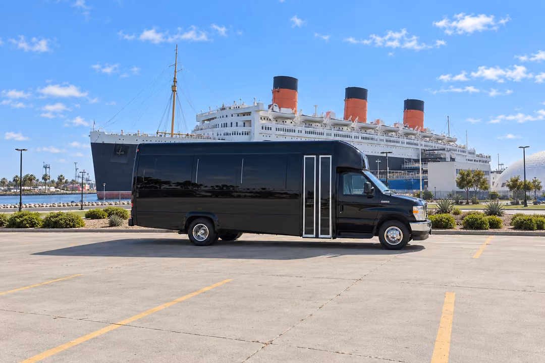 Long Beach 20 passenger party bus rental exterior