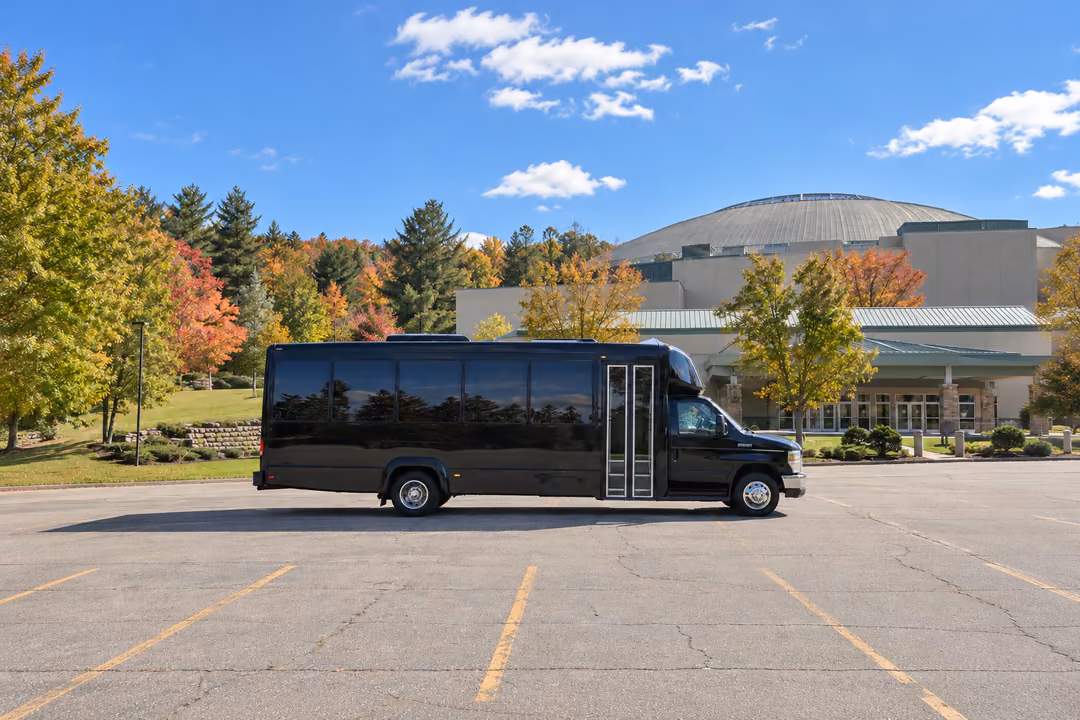 Middletown CT 20 passenger party bus rental exterior
