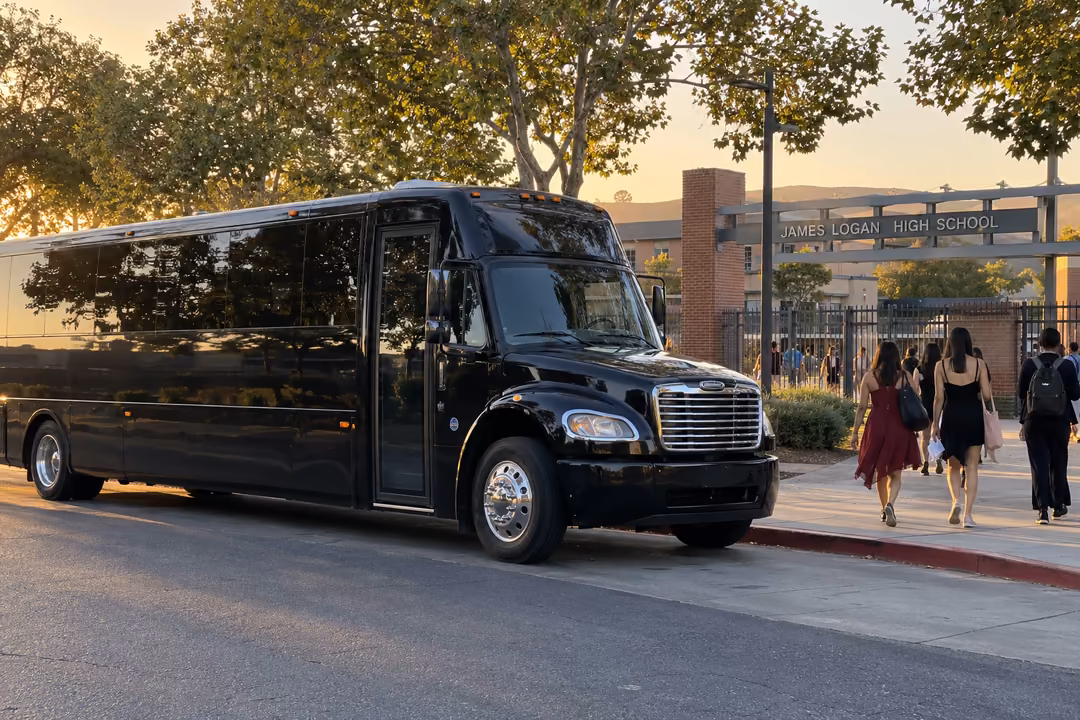 Prom and homecoming party buses in Union City