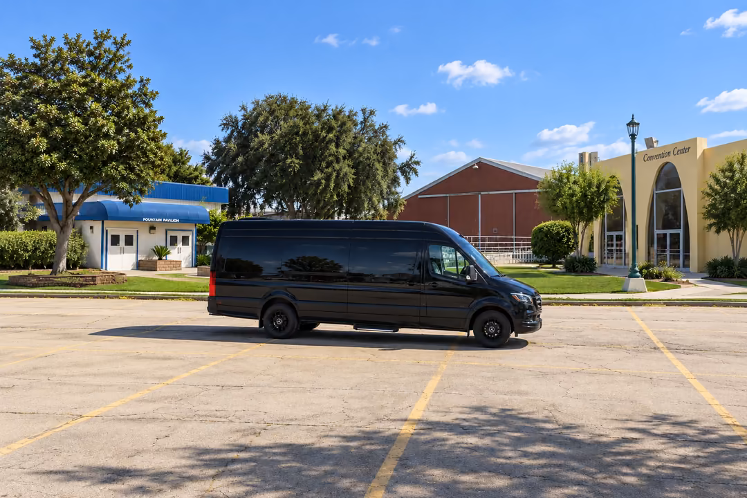 Santa Maria 14 passenger Sprinter limo rental exterior
