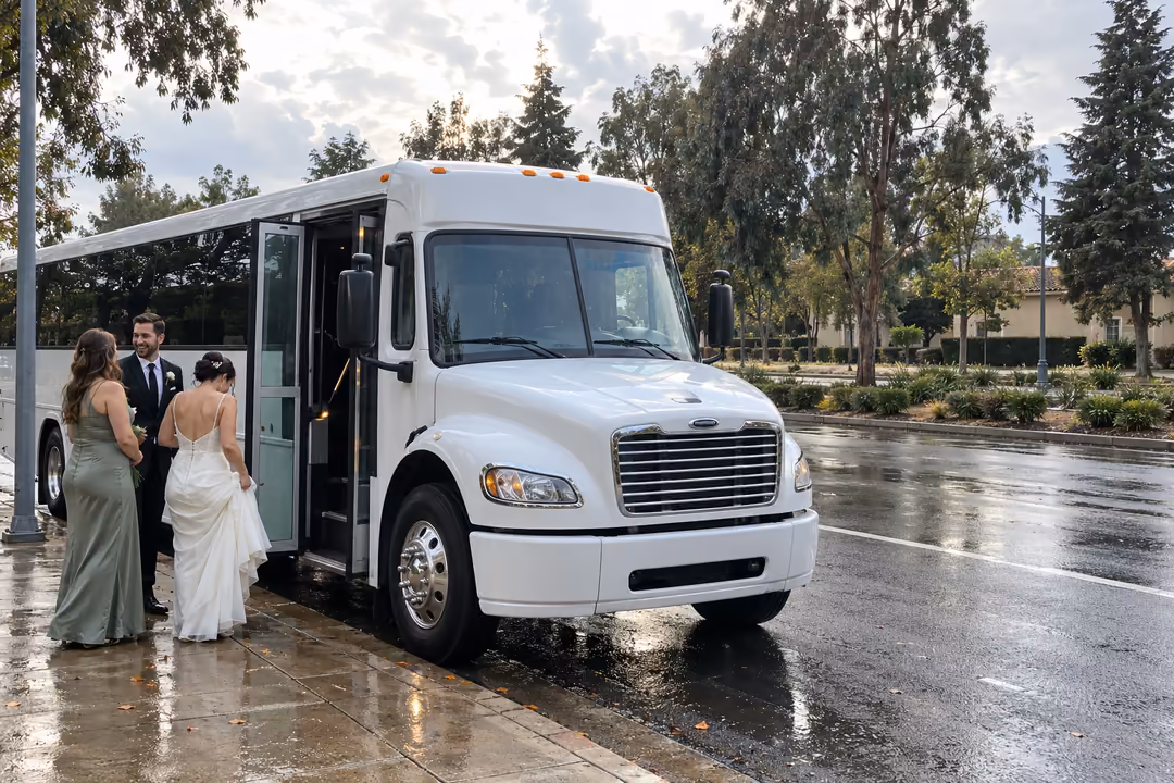 Wedding party bus rentals in Ontario