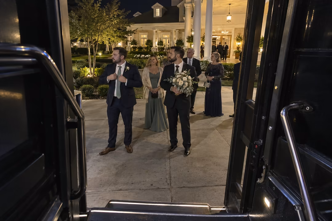 Wedding party buses in Stockton and Lodi