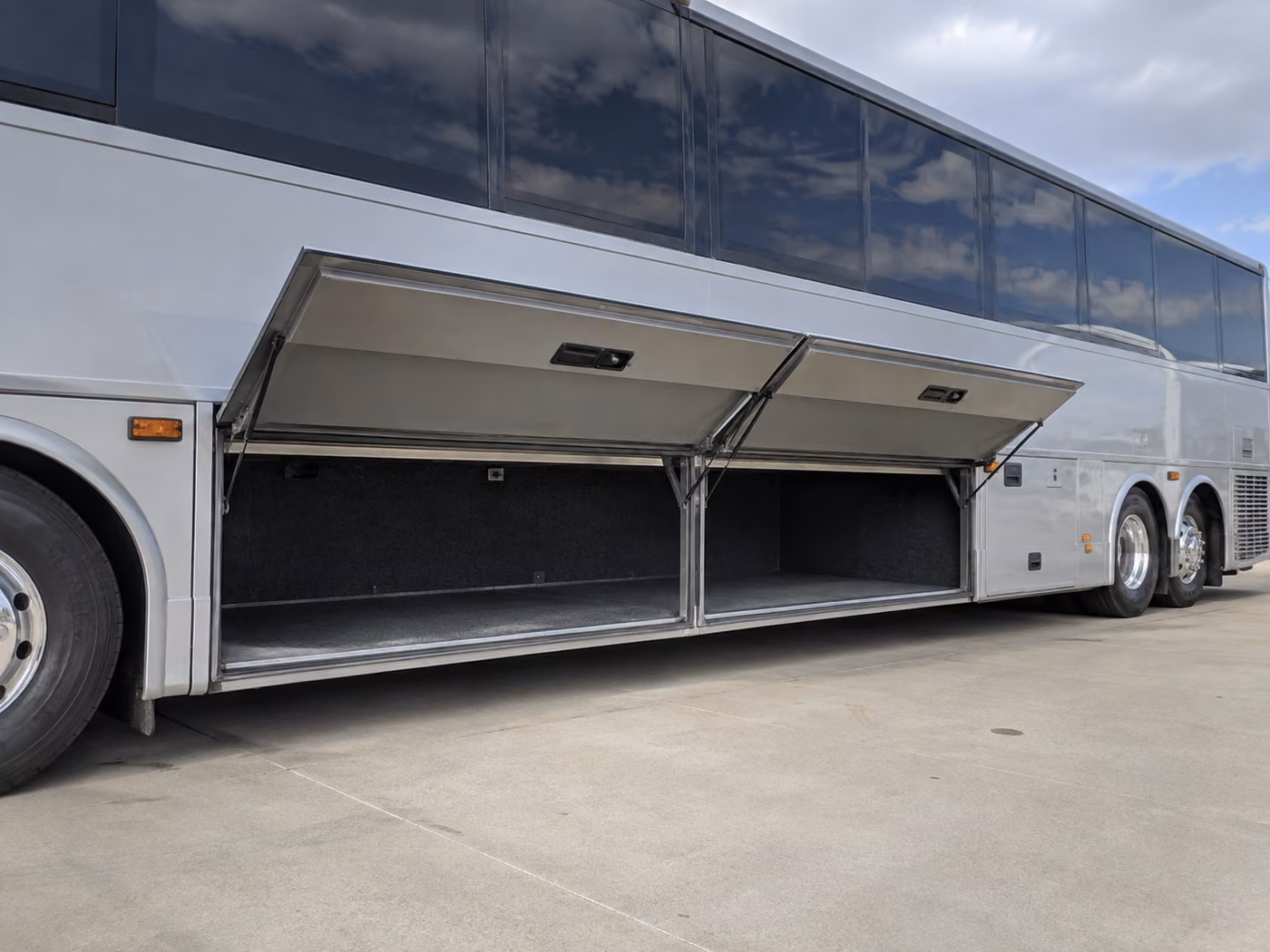 charter bus under bus luggage storage