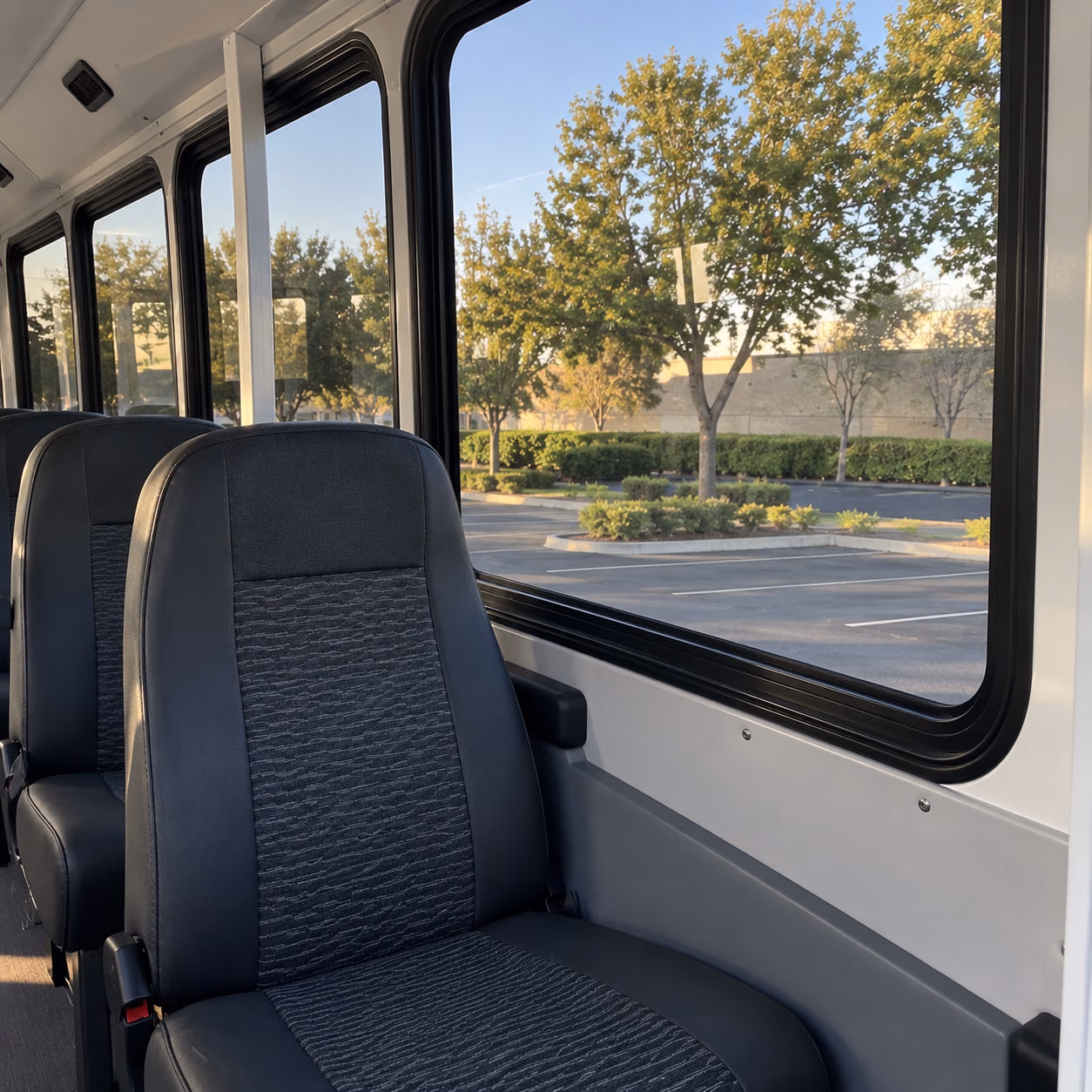 minibus large side windows