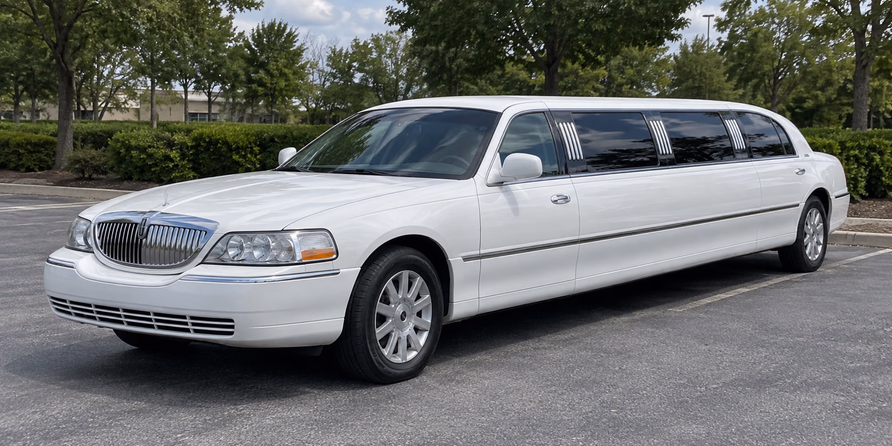 limousine from sedan stretches to super stretch suvs