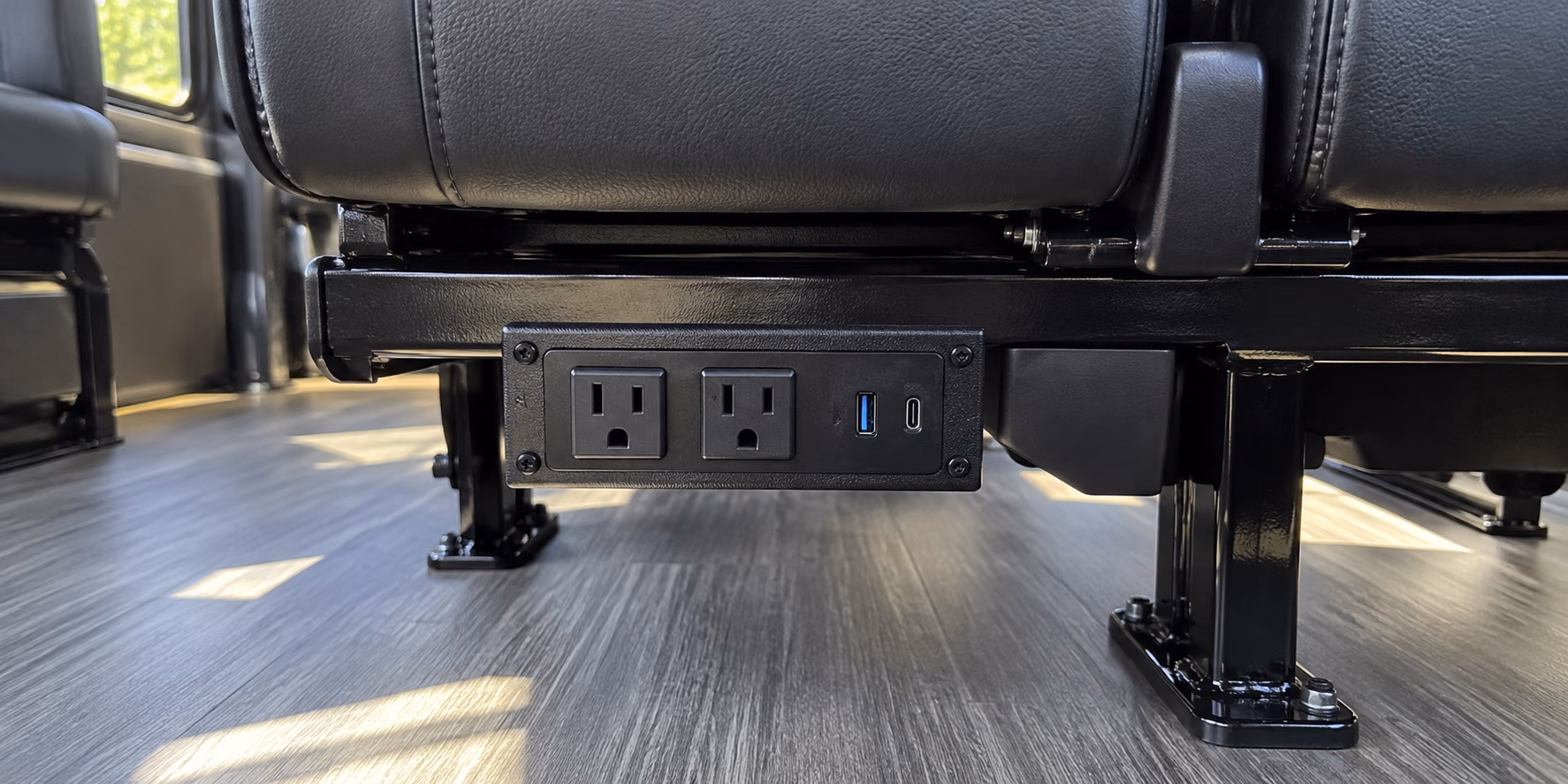 minibus power outlets and usb charging