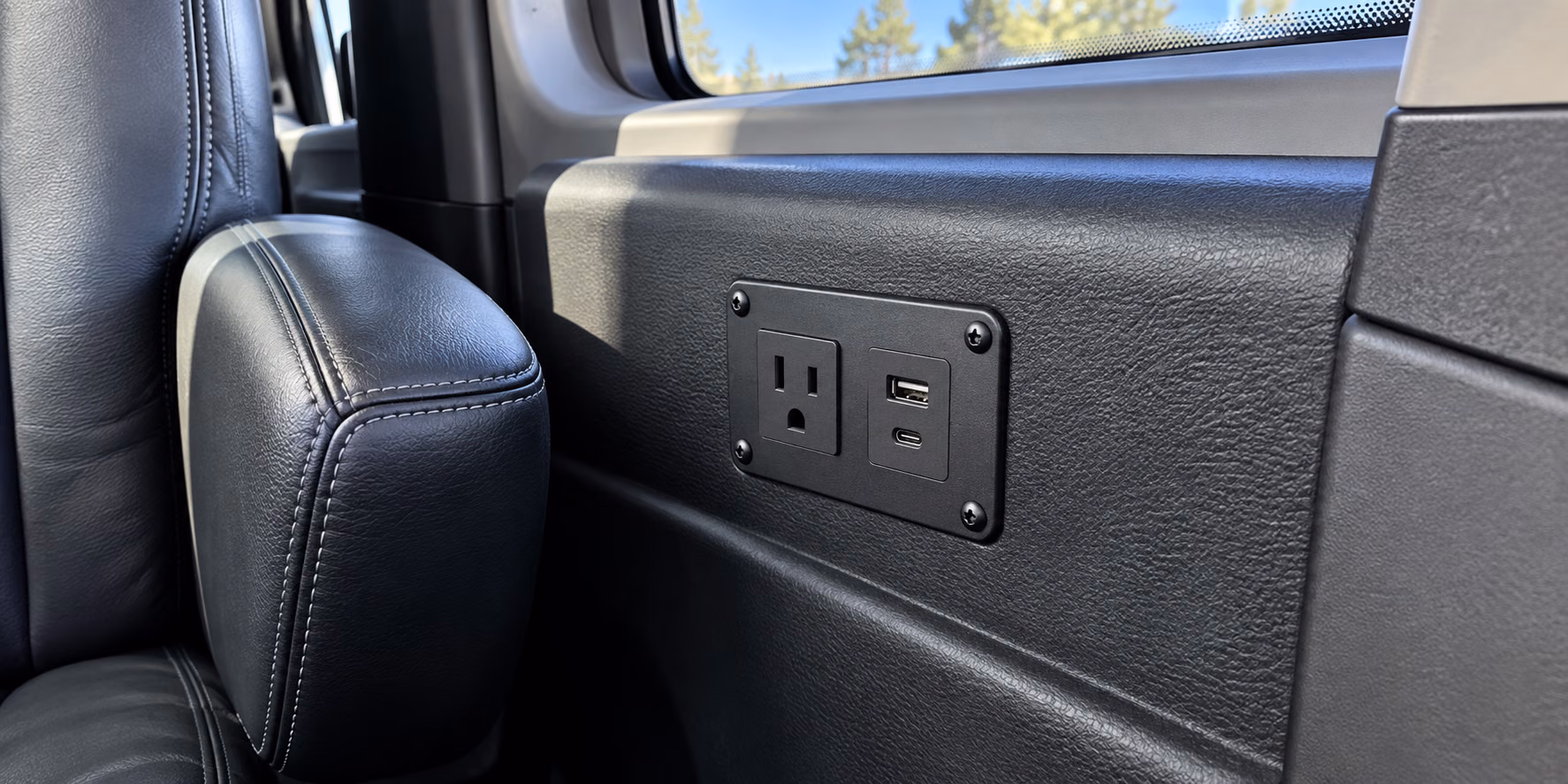 sprinter van usb and 110 volt outlets